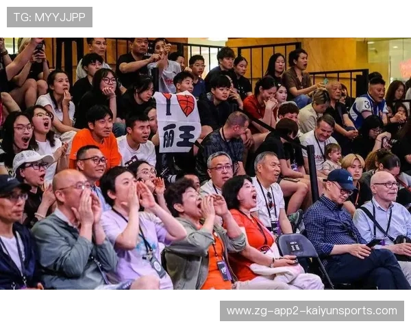 一小时极速对决！三人篮球女子系列赛在上海环球港上演，三人篮球女子小组赛